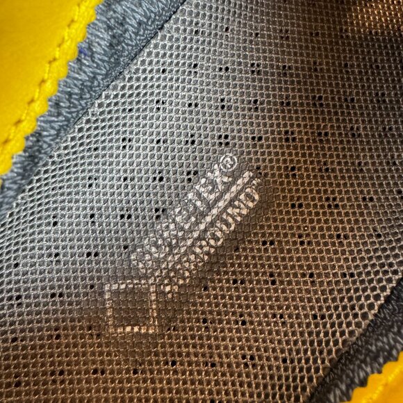 Men's Athletic Shoes in Black and Yellow - Picture 3 of 6